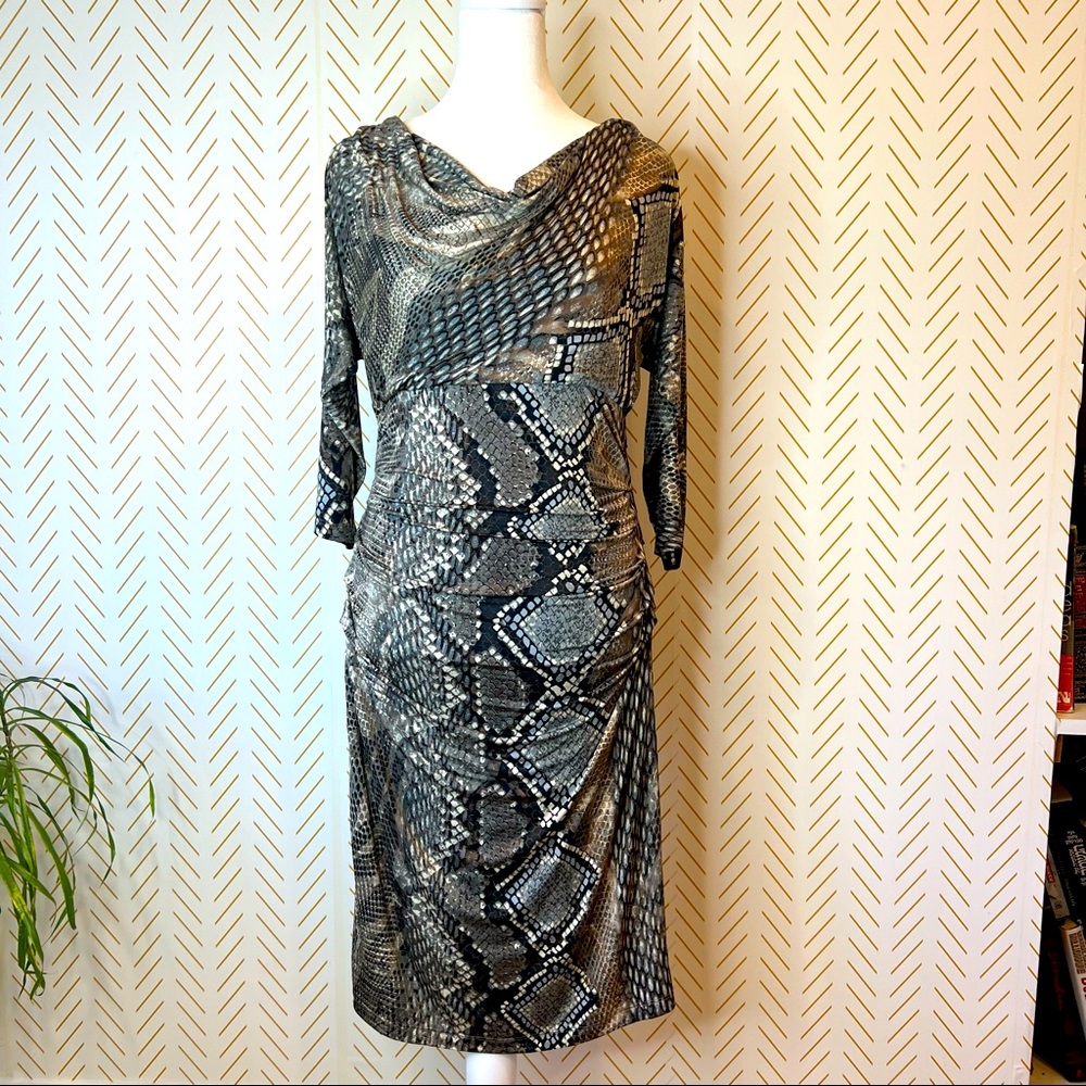 Suzy chin for Maggie boutique midi animal print bodycon dress. Size 4